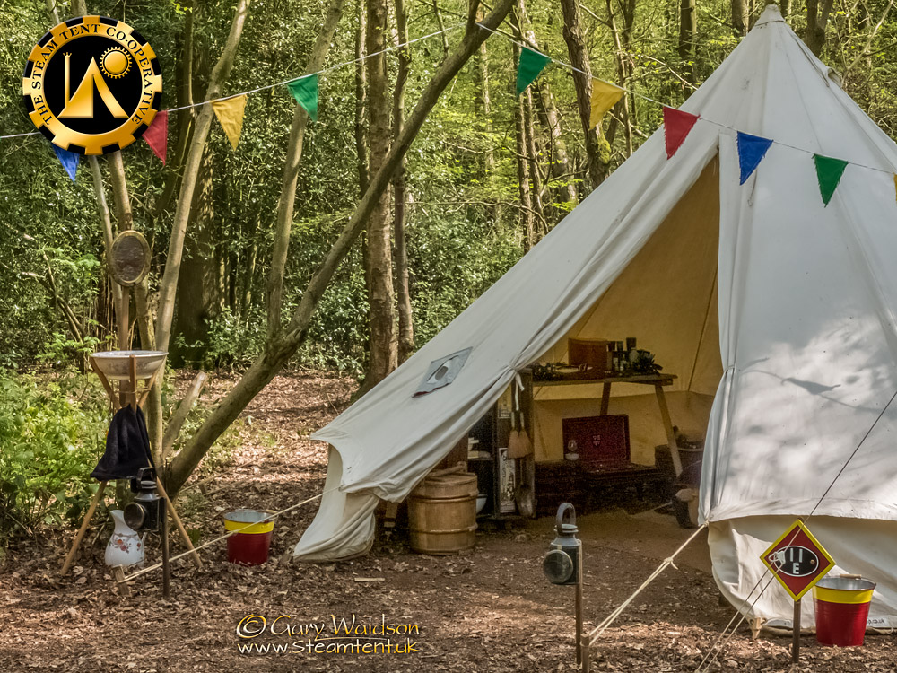 Bell Tent and Wash Stand - The Easter Tea Party 2019 - The Steam Tent Co-operative. © Gary Waidson - www.Steamtent.uk